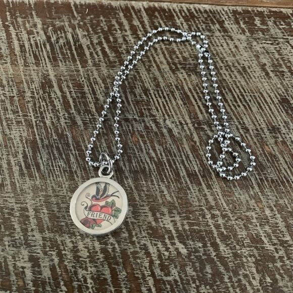 True Love Reversible Necklace NWOT Pinup
Tattoo Rockabilly Heart Ball Chain - Picture 9 of 9